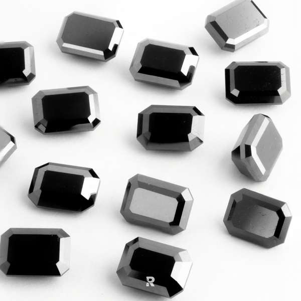2.90 x 4.10 mm Emerald Shape Black Natural Melee Diamonds – AAA Quality