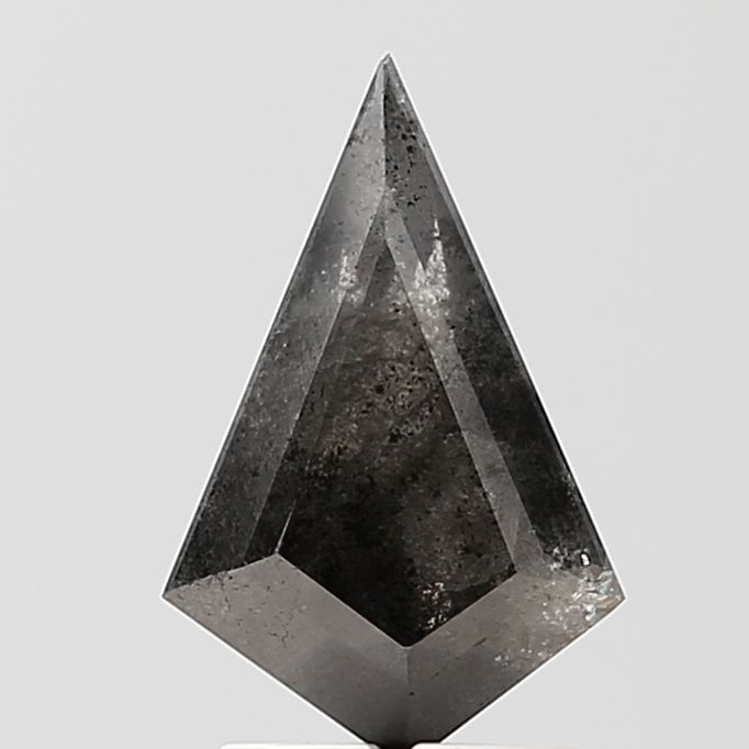 1.47 ct Kite Salt and Pepper Natural Diamond, VVS2