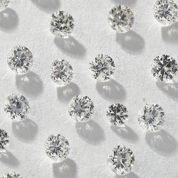 0.90 mm Round Natural White Melee Diamonds, DEF Color, SI3-I1 Clarity