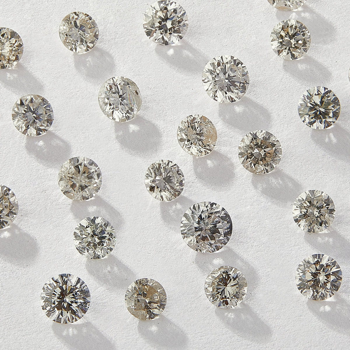 0.90-1.25 mm Round Natural White Melee Diamonds, Mixed Sieve, HIJ Color, I1-I2 Clarity